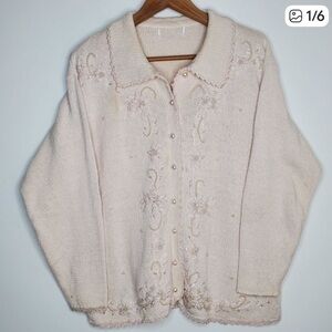 Vintage Beaded Sequined Hand-Knit 90s Scalloped Hemmed Pretty Off-White Cardigan